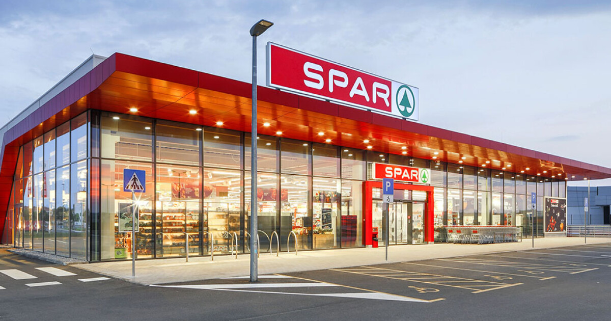 Спар производство. Золотистый Спар. Spar торговые марки Нидерландов. Spar. Spar в Сербии.