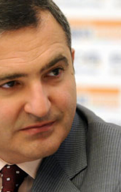 Лев Хасис