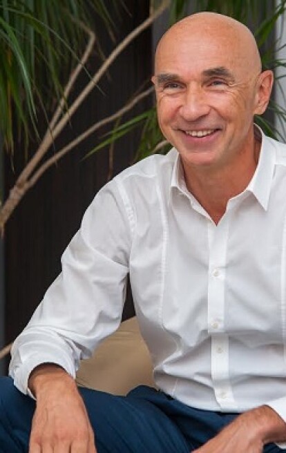 Владимир Авраменко