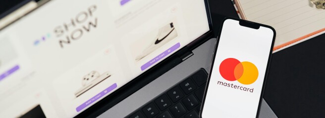 Дослідження Mastercard: 41% українців використовують цифрову картку у смартфоні без фізичного аналога
