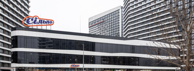 «Сільпо» відкрив одразу 4 супермаркети: лабіринт у Києві, RE-USE формат, азулежу в Ірпені та поліські ремесла в Рівному