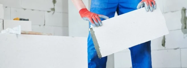 Що означають цифри та літери в назві блока газобетону