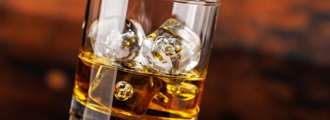 Тип, міцність і витримка на етикетці японського віскі