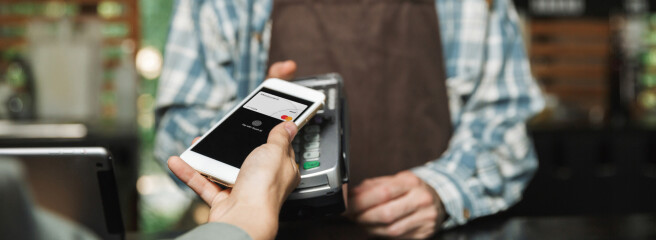 Mastercard: шість із десяти безконтактних оплат в Україні — це цифрові оплати гаджетами з NFC