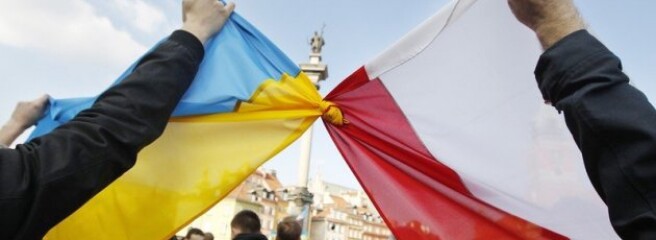 Працівники з України думають залишитися в Польщі: майже кожен другий біженець очікує на розвиток ситуації