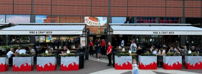 Украинская сеть «Реберня», которую развивает львовский холдинг !Fest, открыла первое заведение в ЕС