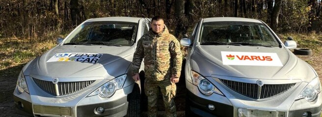 Мережа VARUS передала три автівки на потреби військових у рамках проєкту ГеройCar