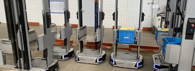 Fozzy Group першою в Україні запустила повністю роботизовану складську зону із роботами типу AGV