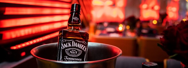 Виски и кола в одной бутылке: Jack Danielʼs и Coca-Cola налаживают сотрудничество